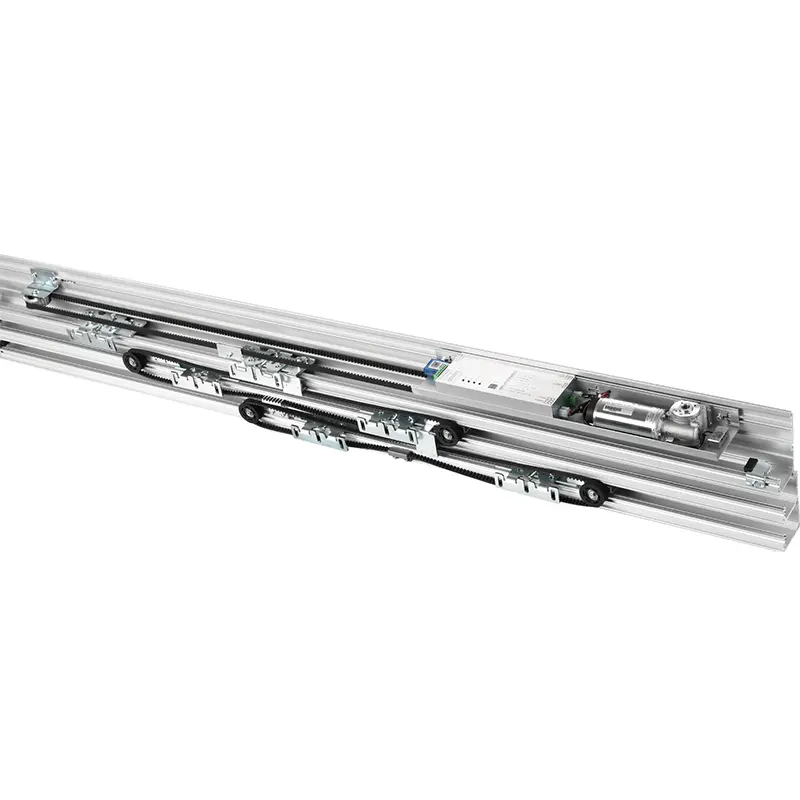 Háromszoros összekötésű átfedő ajtó